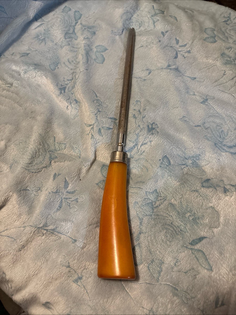 Vintage Butterscotch Bakelite handle Honing Steel rod